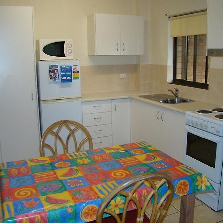 Noosa Yallambee Holiday Apartments Noosaville Exterior foto